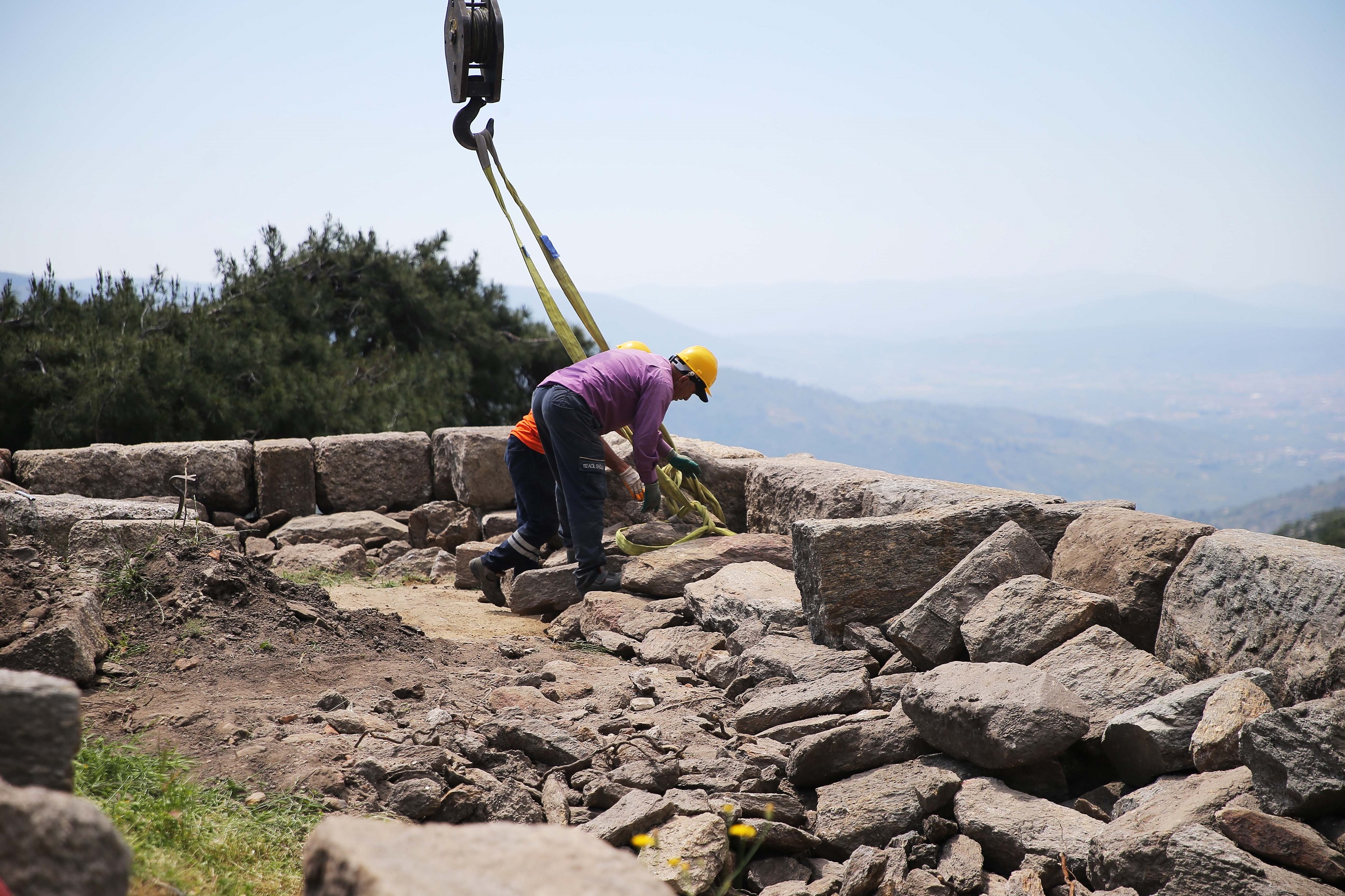 A A 20250515 37958656 37958633 L A B R A U N D A A N T I K K E N T I N I N T E R A S D U V A R L A R I G U N Y U Z U N E C I K A R I L I Y O R