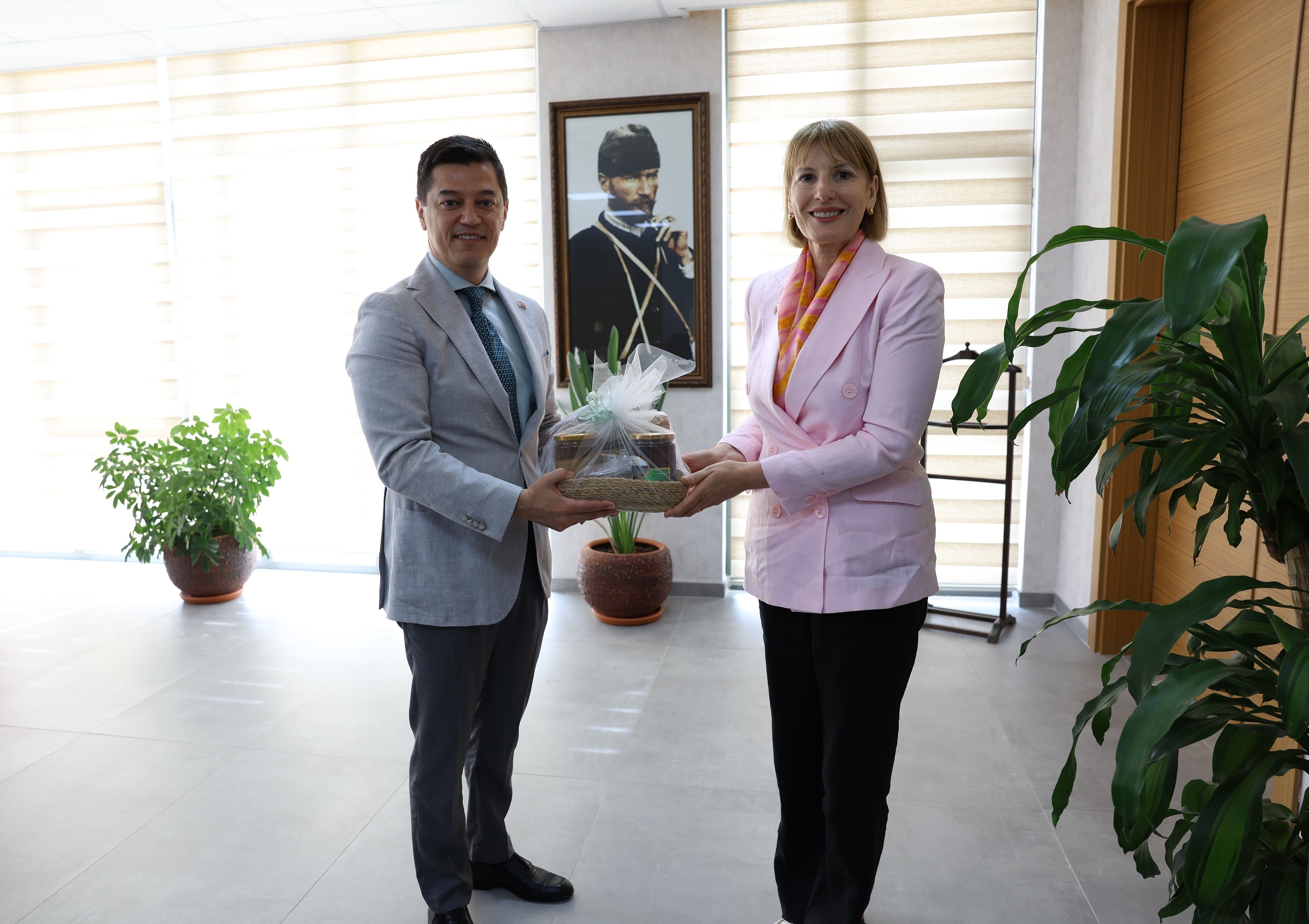 Büyükelçi̇ Ji̇ll Morri̇s Zi̇yaret (5)