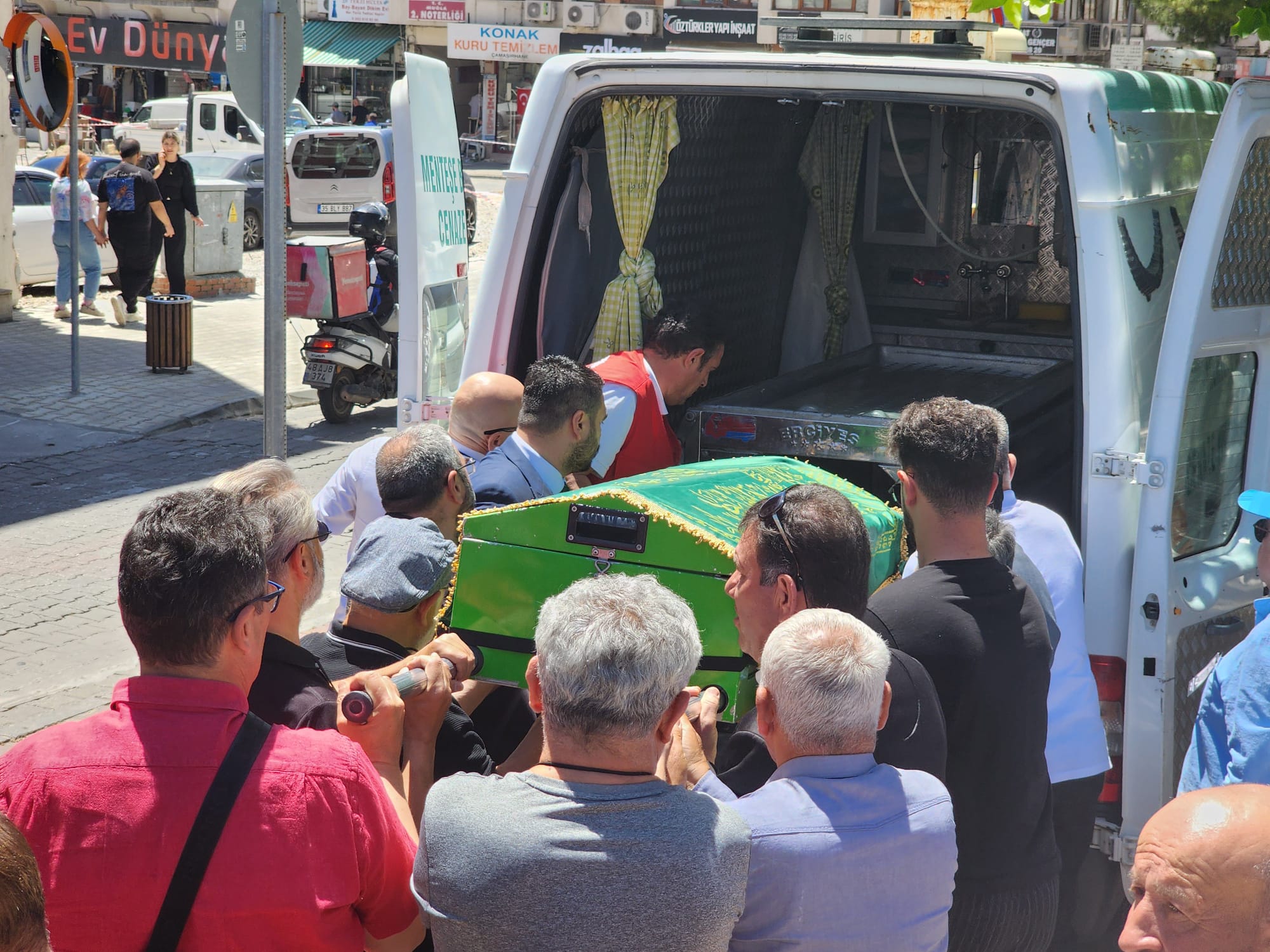 Whatsapp Image 2025 05 23 At 14.21.14 (1)