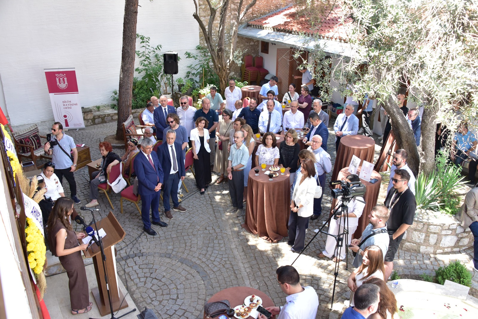 Dc4Dace7 889A 4604 Bc67 1E2A753305B7