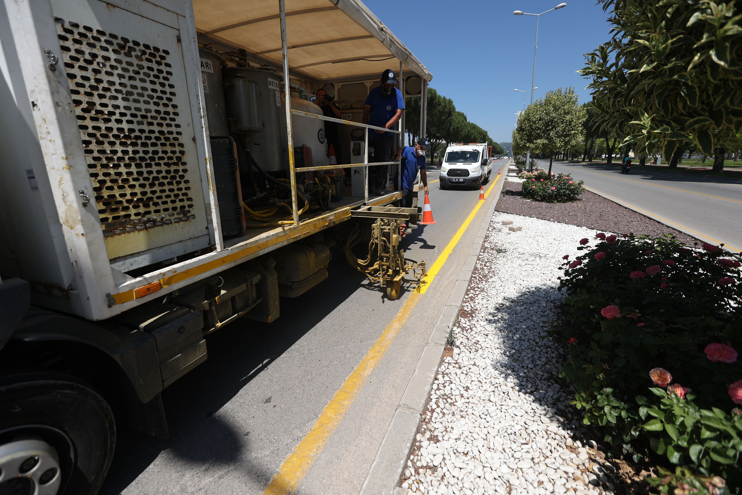 F9E9D49F 83Fc 4B6B 910F C4Ed80Cb0A73 Bykehir13Lede Gvenli Trafikin Yollar Tek Tekiziyor9