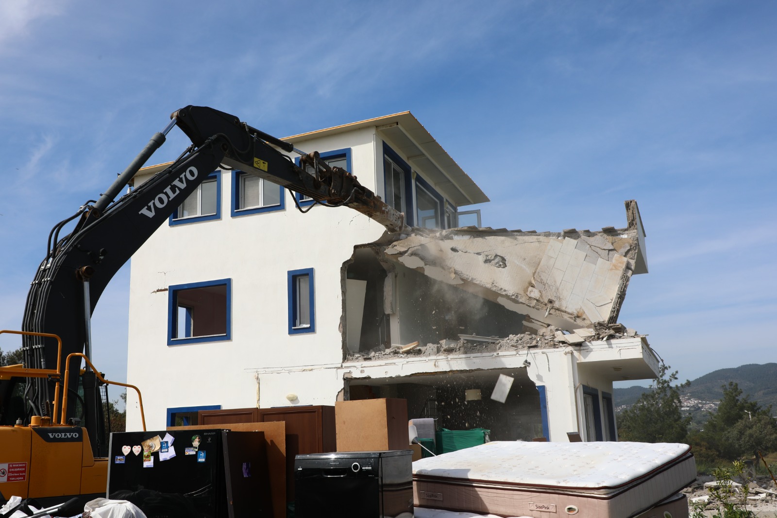 Whatsapp Image 2025 07 09 At 12.01.51