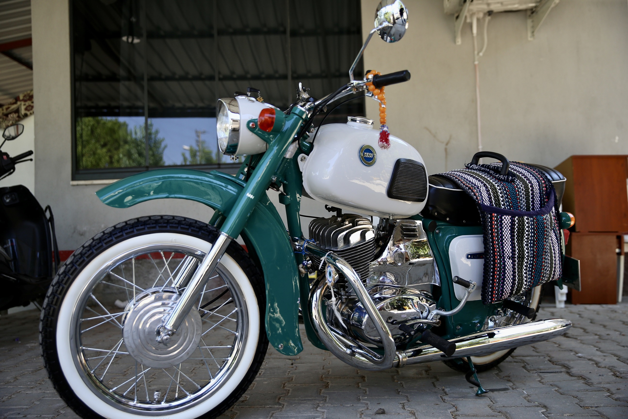 A A 20250825 38917476 38917469 A M C A S I N D A N Y A D I G A R 1973 M O D E L M O T O S I K L E T I Y E N I L E Y I P C O C U K L U K H A Y A L I N I G E R C E K L E S T I R D I