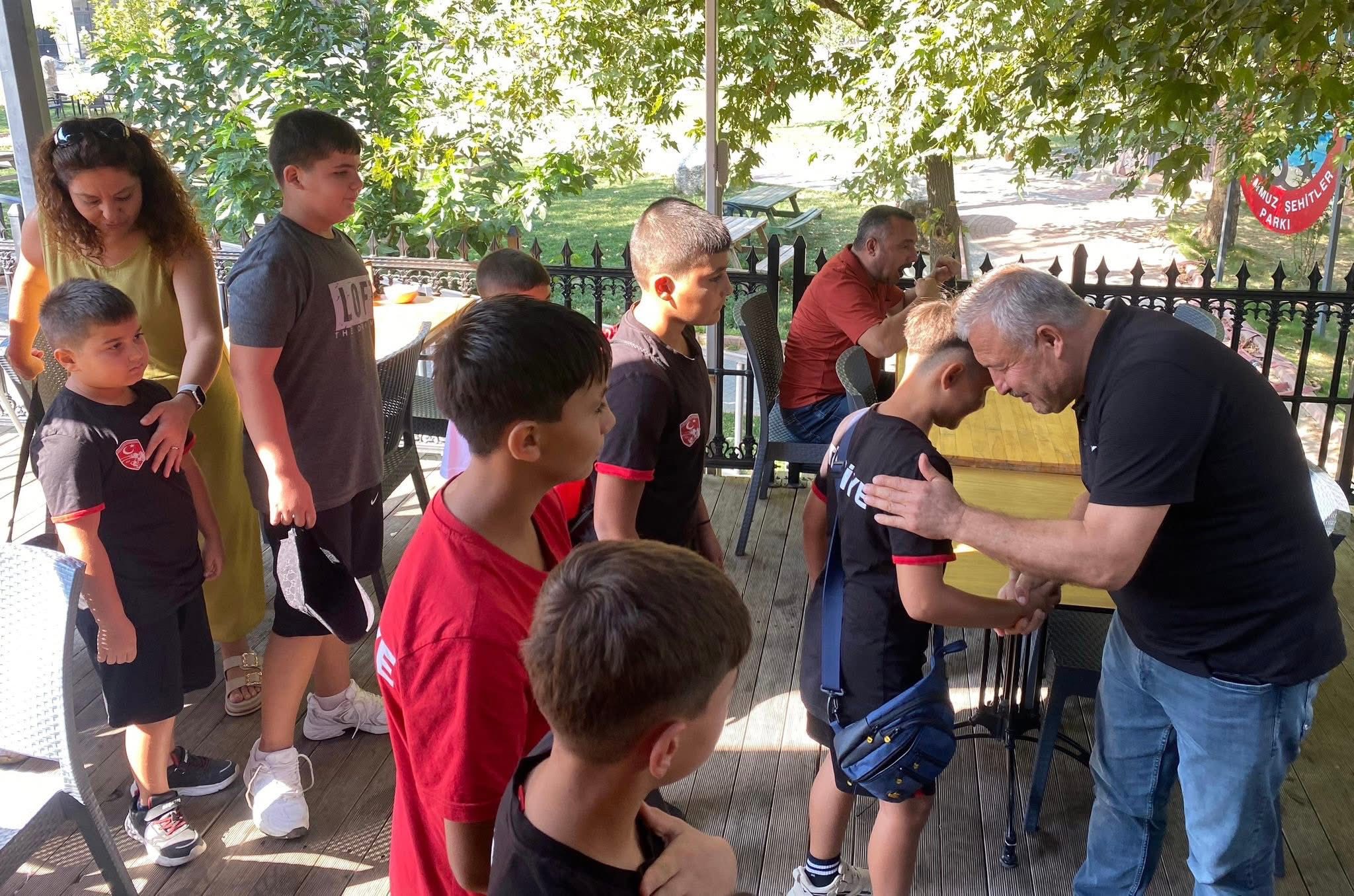 545409590 1269123791921429 6678014977313018420 N