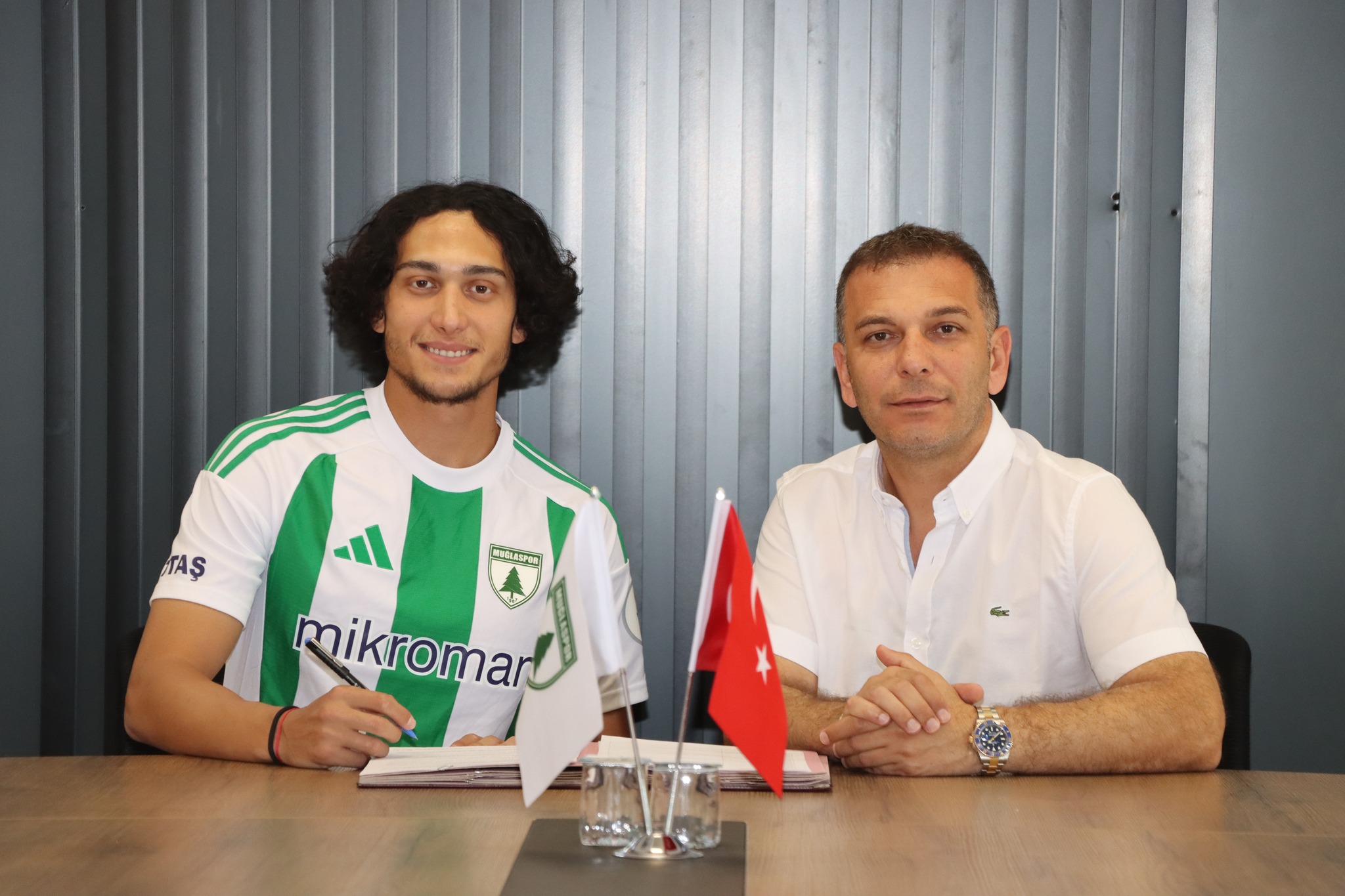 545890027 1354741303326046 939728133951258585 N